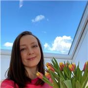 Ich kann Ihnen helfen, Deutsch auf Anfängerniveau zu lernen, insbesondere für russischsprachige Personen. Ich unterrichte Russisch